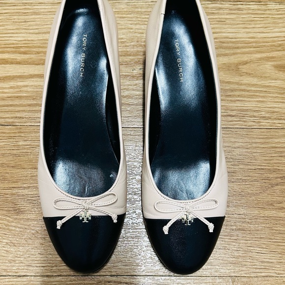 TORY BURCH Cap Toe Pump Shoes - Picture 2 of 15